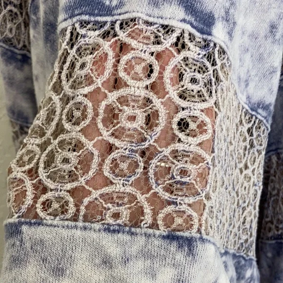 Free people mama crocheted purple tie die lace panel terry poncho - Picture 12 of 13